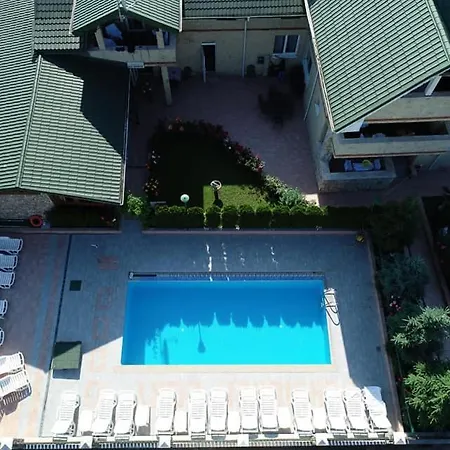 Pensiunea Lory 4*